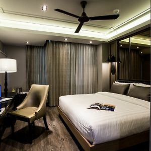 Deluxe Room Only